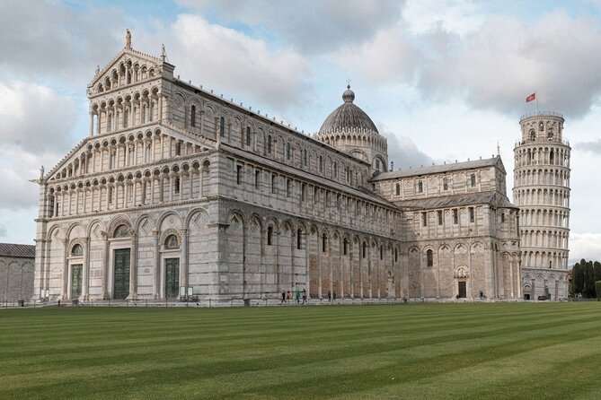 Pisa Walking Tour with Audio and Written Guide by a Local - Borgo Stretto: The Busy Street Where Pisa Still Shops