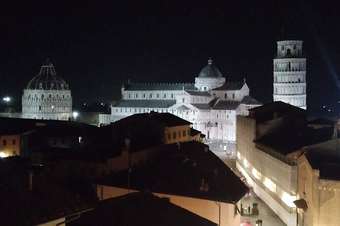 Pisa's Leaning Tower Climbing, Cathedral, Cemetery and Baptistery guided visit - Meet at Fontana dei Putti and get your bearings fast
