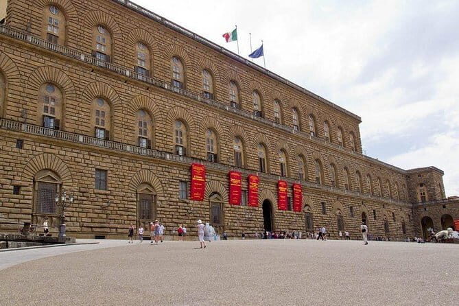 Pitti Palace Small Group Tour - Palazzo Pitti: Medici Life, Royal Power, and What the Rooms Are Really Saying
