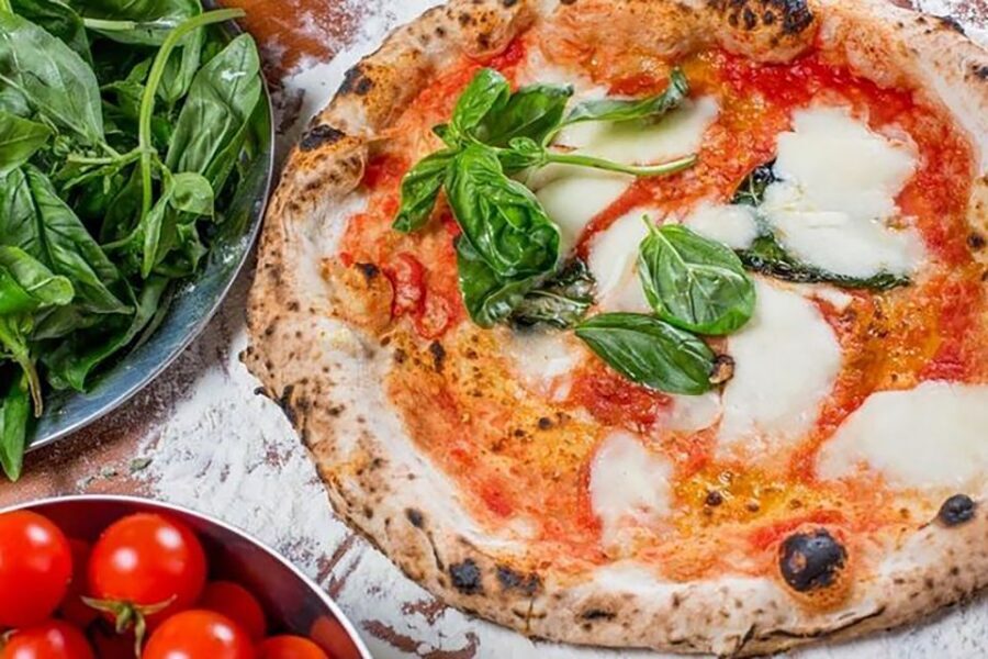 Pizza & Gelato: Cooking Class in central Florence - Finding the Spot: Via Scialoja 13 and the Red Number