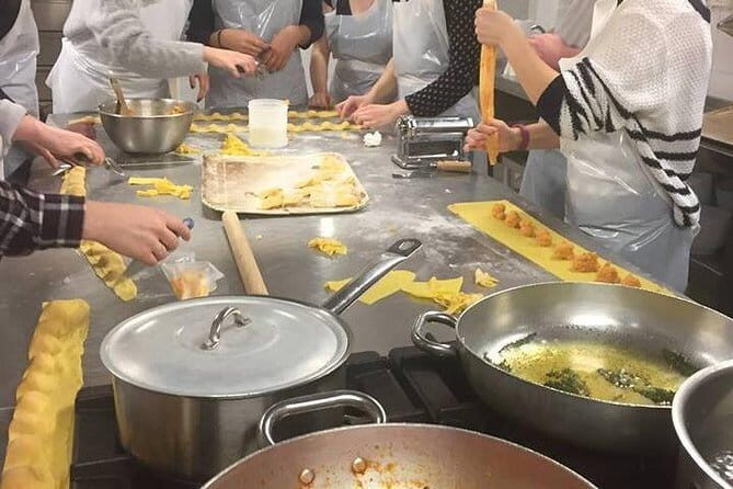 Pizza & Gelato: Family Cooking Class in Florence - The Kitchen Setting and Why It Matters for Families