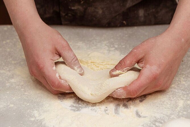 Pizza Making Private Class with Wine Tasting - Key highlights you’ll care about