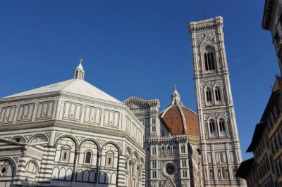 Private All-inclusive Heart of Florence Walking Tour with Accademia and Uffizi - Quick Duomo-Street Moments: Best Views Without Extra Tickets