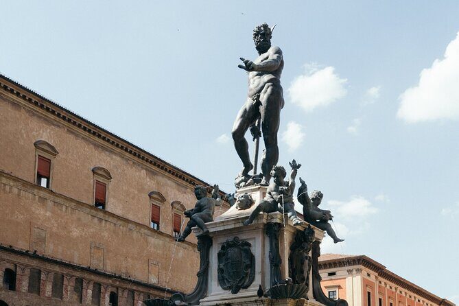 Private Bologna Gastronomic Tour with Local Guide - Finestrella Photo Stop: Bologna’s Underground Waterways Secret