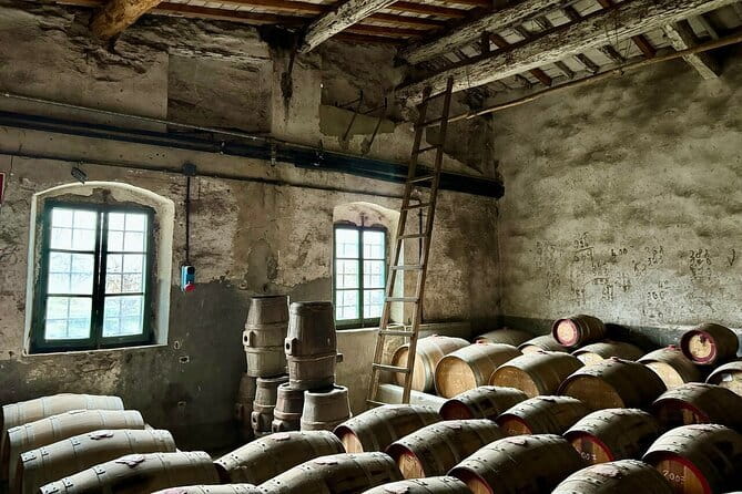 Private Chianti Safari: Off Road Tuscany Wine Tour with Lunch from Florence - Poggio Torselli: A 600-Year Villa, Grounds to Walk, and Final Pairings