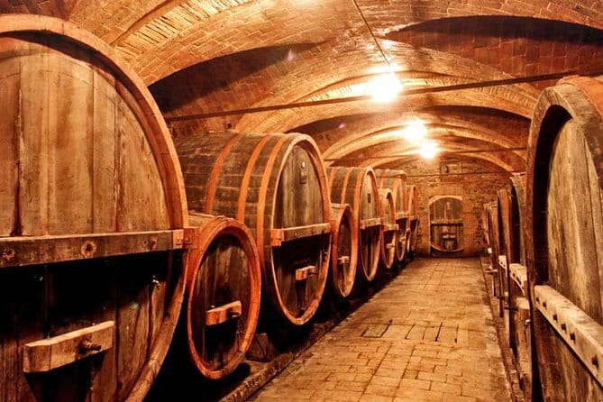 Private Chianti wine tour leaving from Florence - Meet-up in Florence and the Mercedes V-class comfort