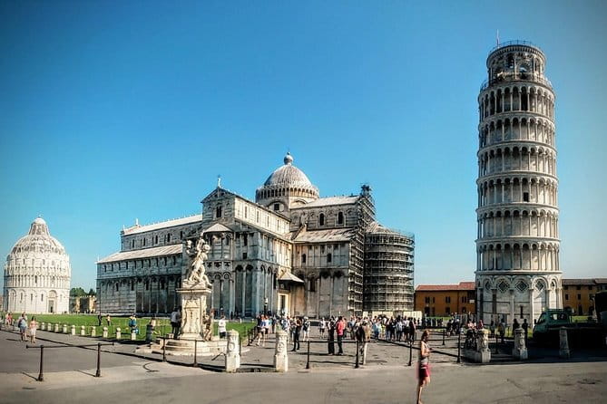 Private Day Tour: Pisa and Lucca from Florence - A private Florence-to-Pisa-and-Lucca plan that actually fits