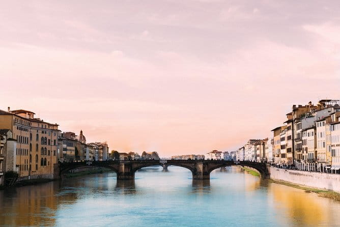Private Day Trip to Cinque Terre and Pisa from Florence - Pisa at the right moment: photos plus the main complex