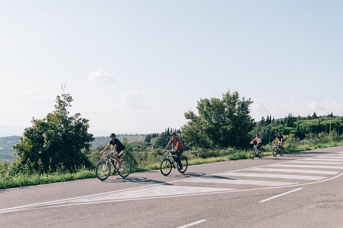Private E-bike Tour in Chianti from San Gimignano - Via delle Volte: the medieval village break that changes the tempo