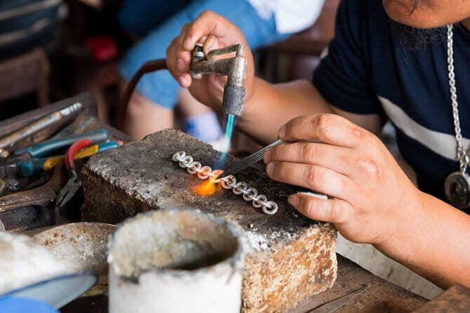 Private Florence Oltrarno Art and Crafts Walking Tour - Silver and enamel jewelry studio: shine with real workshop stories