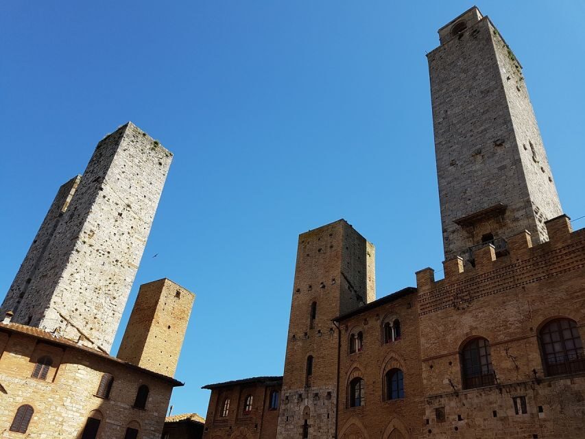 Private Guided Tour in San Gimignano - Piazza Duomo: the Public Palace, cathedral art, and tower-photo territory
