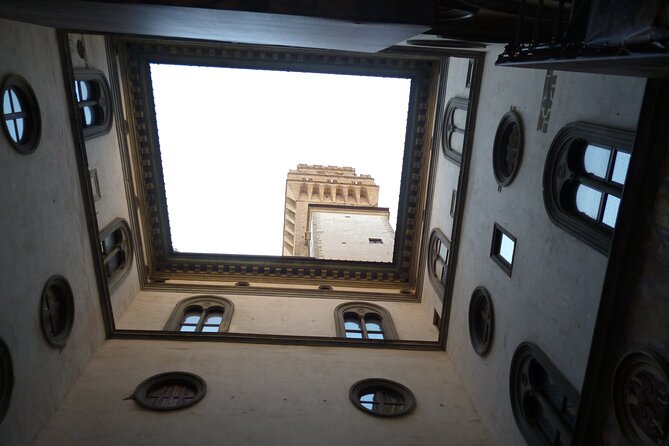 Private Guided Tour of Palazzo Vecchio in Florence - Why Palazzo Vecchio feels different from other Florence stops