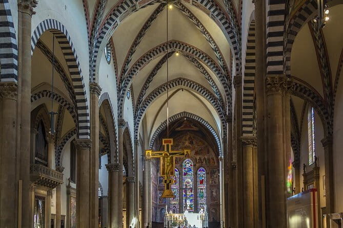 Private Guided Visit of Florence Santa Maria Novella Basilica and its Officina Profumo Farmaceutica - The art in the basilica: where the names actually mean something