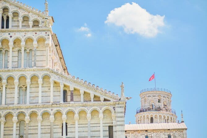 Private Half-Day Tour of Pisa from Florence - The Tuscany drive to Pisa: comfort and time to look around