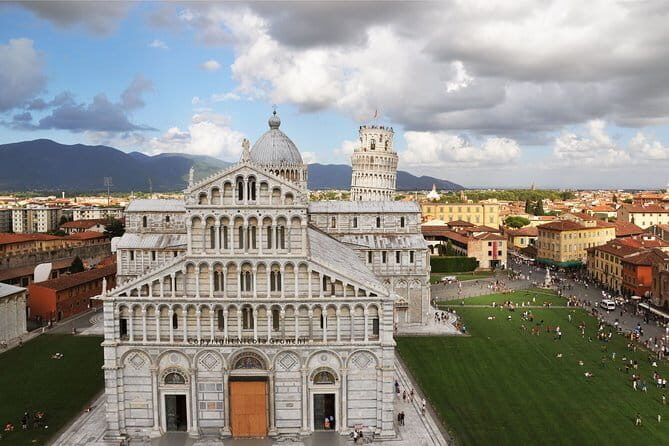 Private half day trip to Pisa, from Florence - Duomo di Pisa and the Baptistery: what to look for beyond the postcard