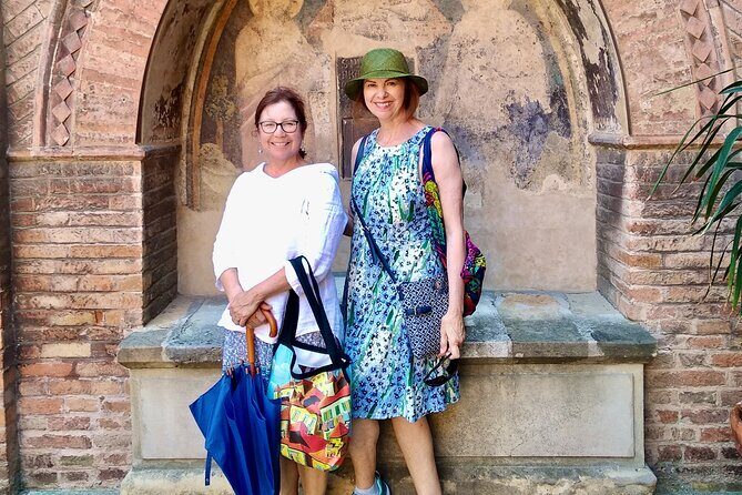 Private Local Tour Guide Bologna: Kickstart your Trip, 100% Personalized - Stop 1: San Petronio area and your city orientation