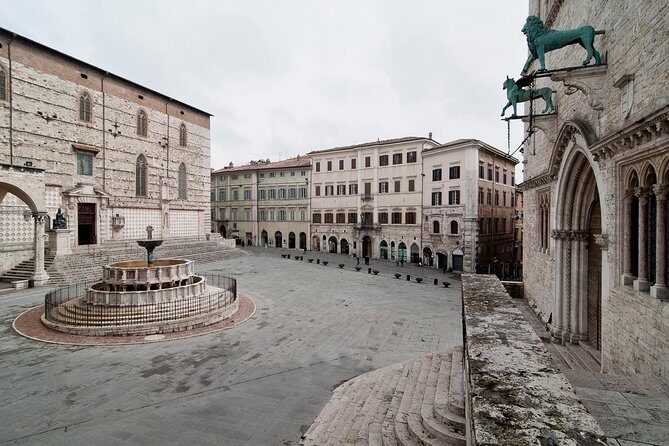 Private Perugia Walking Tour with official guide - How guides keep it personal (and not stiff)