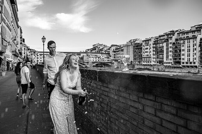 Private Photographic Experience in Florence minimum 2 people - Meeting at Firenze Santa Maria Novella and getting oriented fast