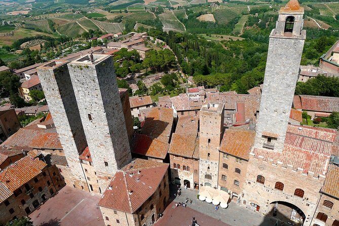 Private Tour in San Gimignano - Gelato, local products, and how to avoid the line mistake