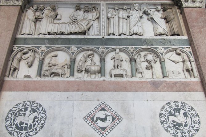 Private tour: Kids in Lucca - Stepping Back in Time to the Middle Ages. - Duomo di San Martino and the Volto Santo: the first wow moment
