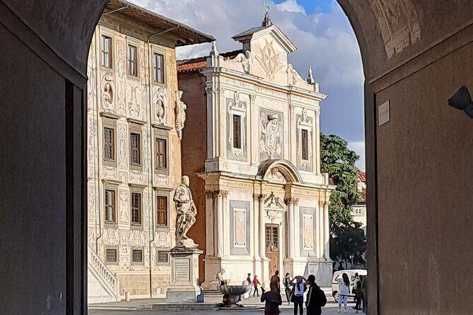 Private Tour of Pisa with Leaning Tower and Cathedral Entry - Private tour value: $319.39 for up to 2, and why that can be fair