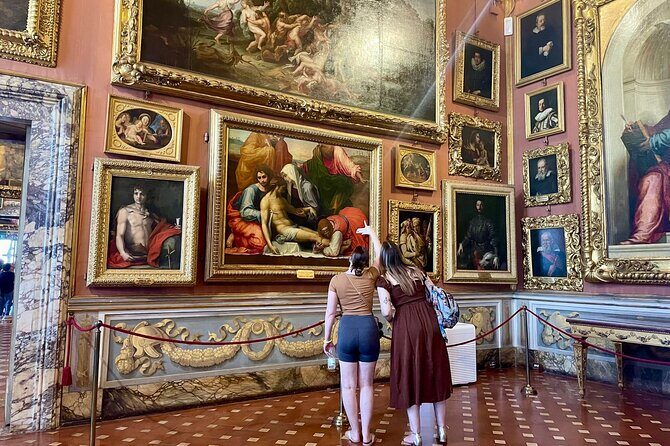 Private Tour of Pitti Palace with Boboli Garden - Frescoes, collections, and the Medici storyline (what you’re really paying for)