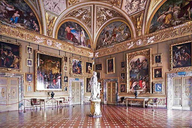 Private Tour of Pitti Palace with Boboli Garden - Royal Apartments: what’s extra and what you might miss