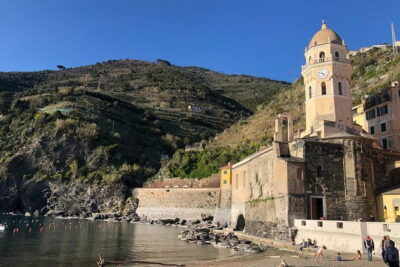 Private Tour to Cinque Terre in English, Español and Purtuguês - Riomaggiore first: the opening chapter of the coast