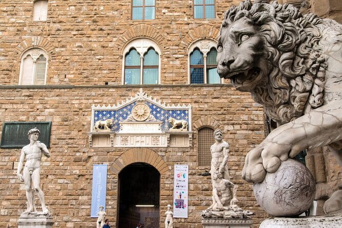 Private Tour to Tuscan Jewels in one day:Siena, Monteriggioni, S.Gimignano, Pisa - Private-ride comfort: what makes this day feel personalized