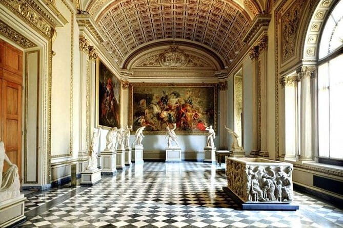 Private Tour: Walking Tour plus The Uffizi guided Tour - The Uffizi guide tour: priority security and a focused 3-hour visit
