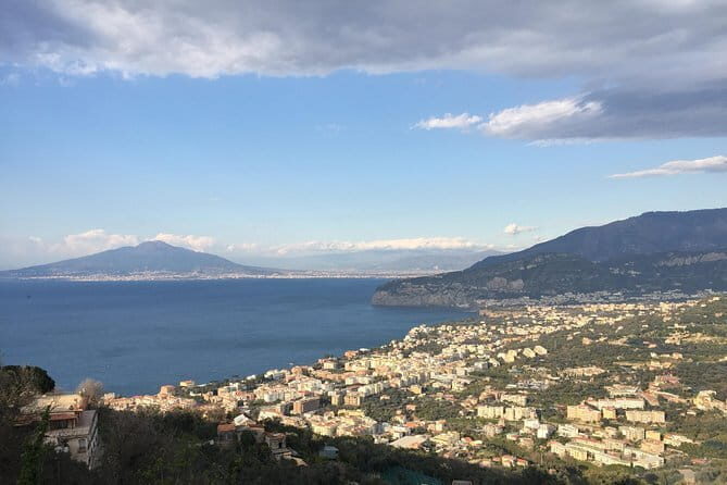 Private Transfer from Florence and nearby to Sorrento or Positano - A Private Mercedes Ride From Florence to Sorrento or Positano