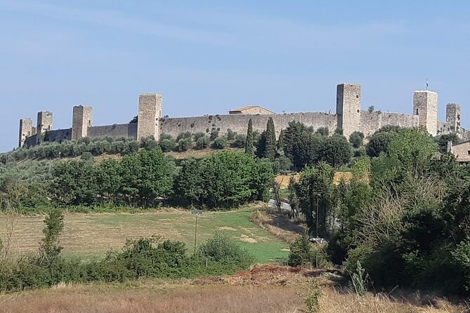 PRIVATE TRANSFER from Siena to Florence with stop in S Gimignano & Monteriggioni - Monteriggioni Castle Stop: Walls, Museum, and a Quick Winery Moment