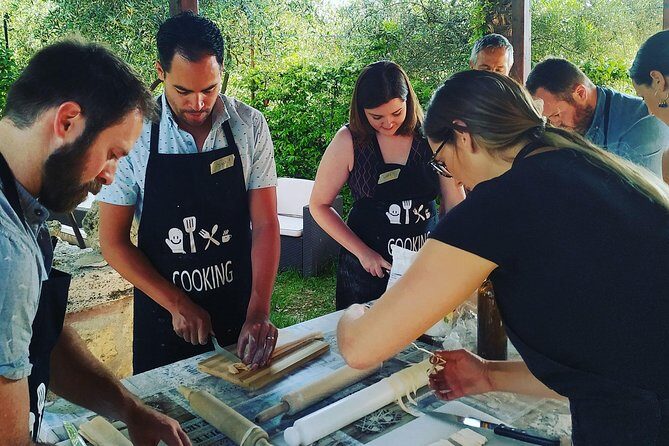 Private Tuscan Cooking Class And Wine Tasting in Radda in Chianti - Who should book this cooking class