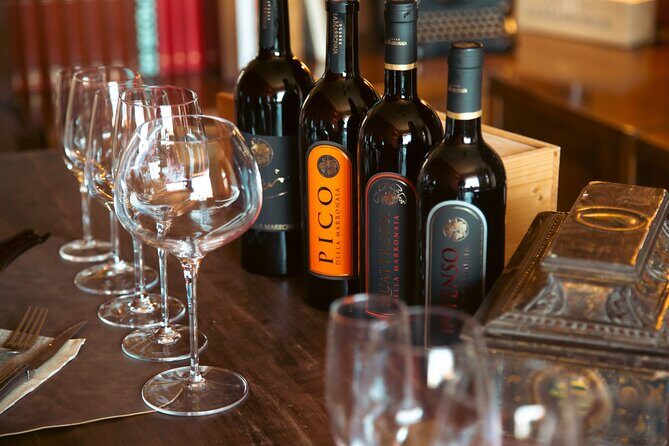 Private Tuscan Lunch with Wine & Evo oil tasting in the Vineyard - A private Tuscan lunch at the vineyard table