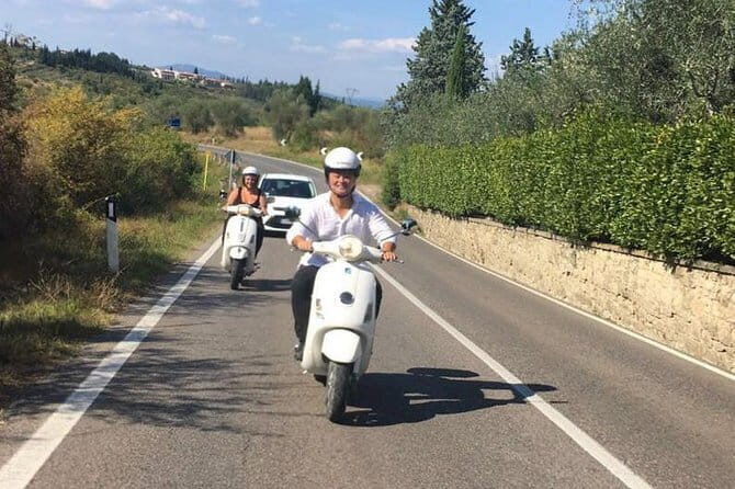 Private Vespa Tour in Chianti from Florence - Scooter requirements and how the tour handles rider nerves