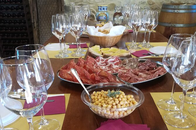 Private visit to the Brugnoni winery with tasting of 4 wines - Your tasting: 4 wines, with extra pours possible