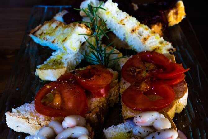 Private Wine and Extra Virgin Olive Oil Tasting - Price and value: $50.41 for wine, oils, snacks, and family guidance