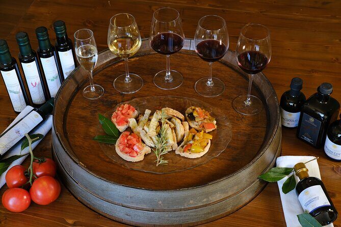 Private wine, Extra Virgin Olive Oils & Cheese Tasting - Olive oil tasting: natural plus flavored oils (and bread to match)