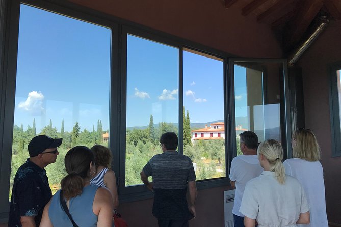 Private wine tour with sommelier - the magical Bolgheri (2 wineries) - Meet Simone Vergamini, your sommelier for the day