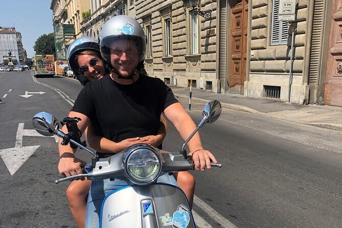 Rent your Electric Vespa 45 in Florence for 8 hours - The E-Dway App: Your Route Planner With a Backup Plan