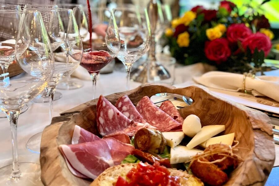 Romantic Escape in Tuscany with Overnight and Wine Tasting - A one-night Tuscany plan that actually feels romantic