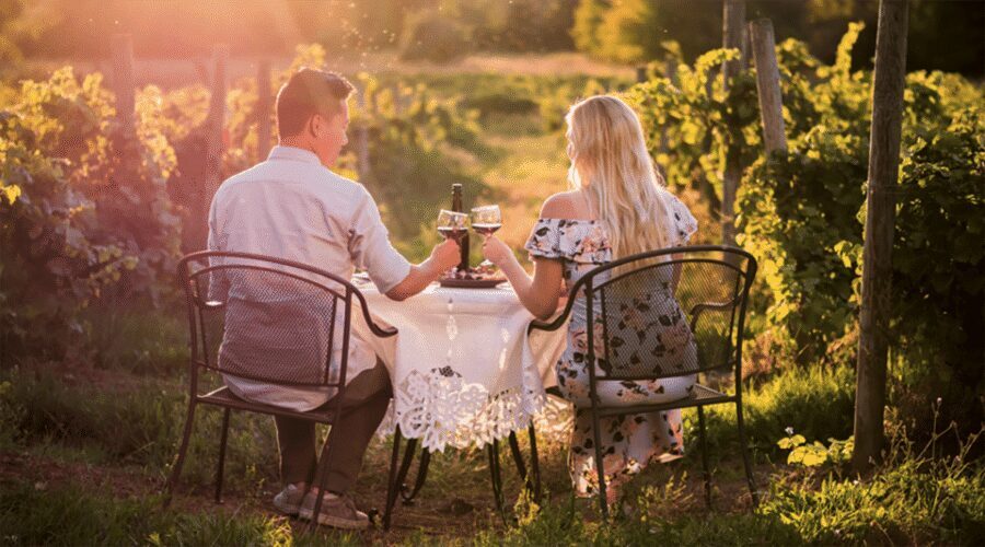 Romantic Escape in Tuscany with Overnight and Wine Tasting - Logistics that matter: small group size, languages, parking
