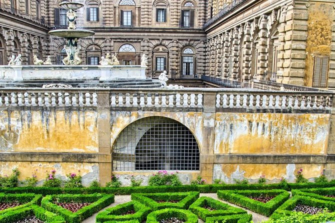 Royal Paths of Florence: Explore the Boboli Gardens - Buontalenti Grotto: Limestone Details, Stalactites, and Water on the Walls