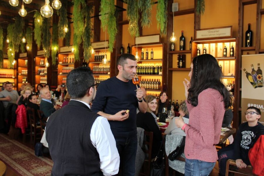 San Gimignano: 2-Hour Wine & Gourmet Tasting with Drinks - The sommelier seminar: how wine-and-food comparison helps you later