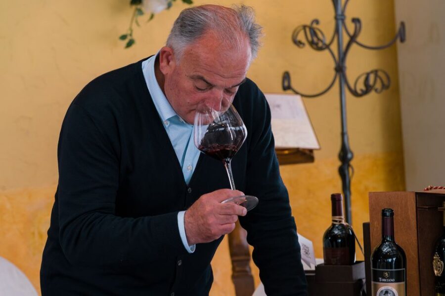 San Gimignano: 2-Hour Wine & Gourmet Tasting with Drinks - The winery meal included: lunch or dinner made with the food