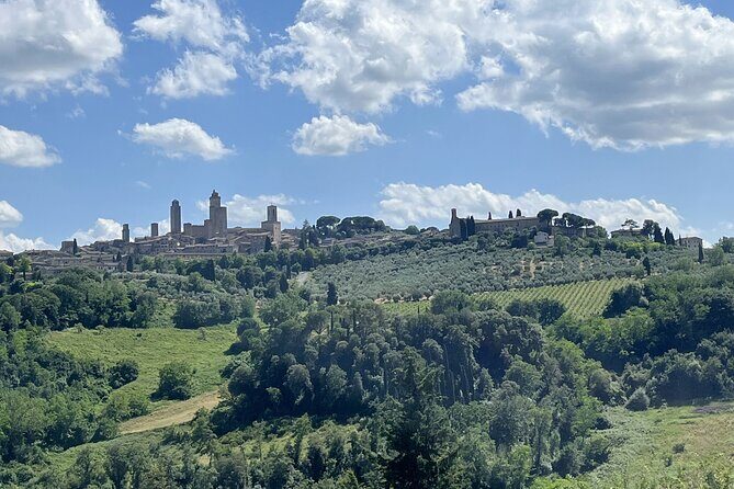 San Gimignano + Lunch&Wine private tour by van from Lucca or Pisa - A Private Van Day to San Gimignano and Chianti Country