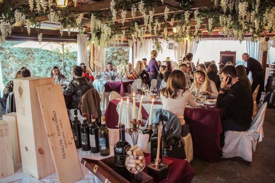 San Gimignano Wine Tasting and Class in Winery for Beginners - What the 60-minute beginner tasting covers at Tenuta Torciano