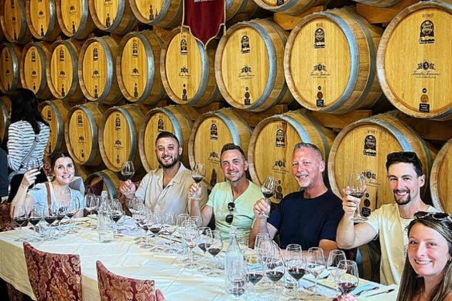 San Gimignano Wine Tasting and Class in Winery for Beginners - Semi-private inside the winery, plus garden time outside