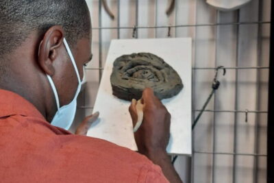 Sculpture in Florence : Traditional Clay modelling class - Your subject: sculpting an anatomy detail inspired by Michelangelo’s David
