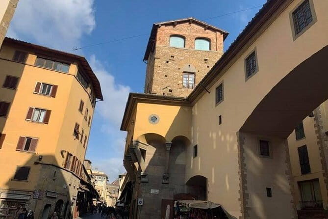 Secrets, Mysteries And Legends Of Florence-Small group tour - The guide style: legends, architecture, and practical Florence context